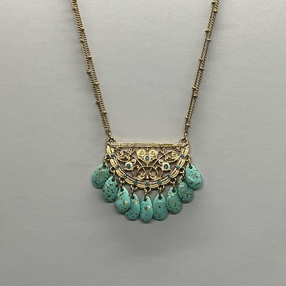Sahara Speckled Mint Necklace - Picture 4 of 5